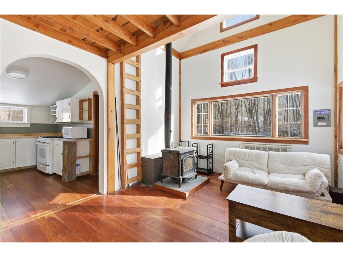 1227 Vermont Route 30