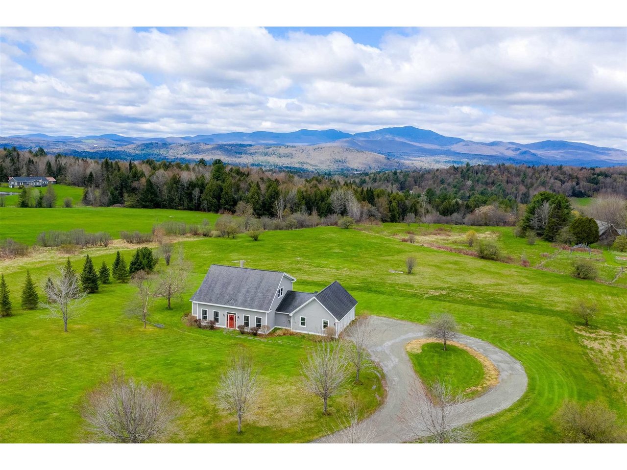 1229 Center Road