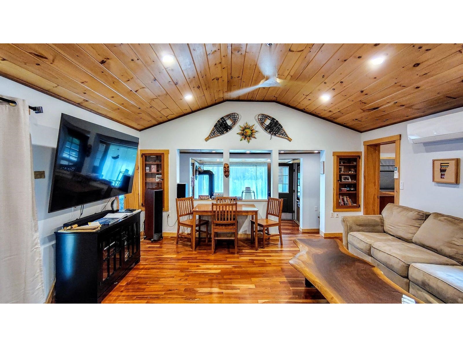 1229 Mason North
