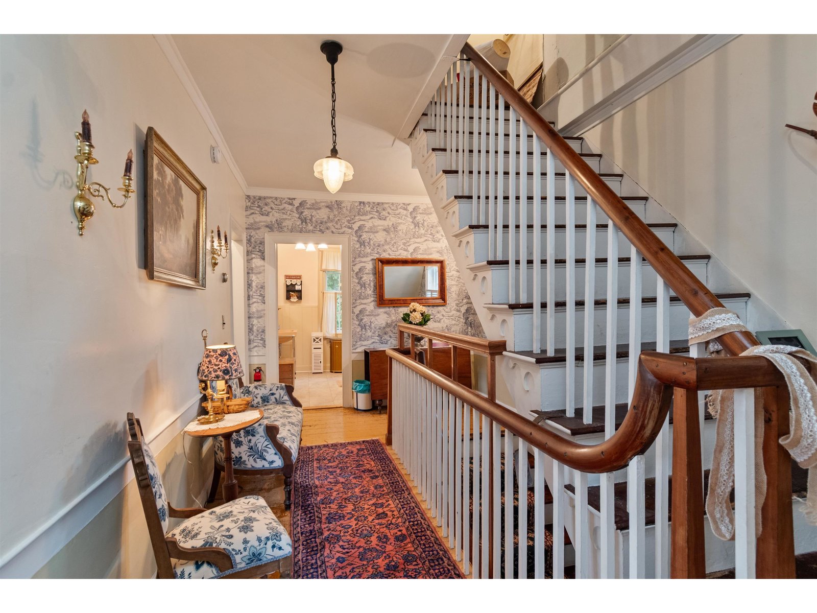 123 North Road