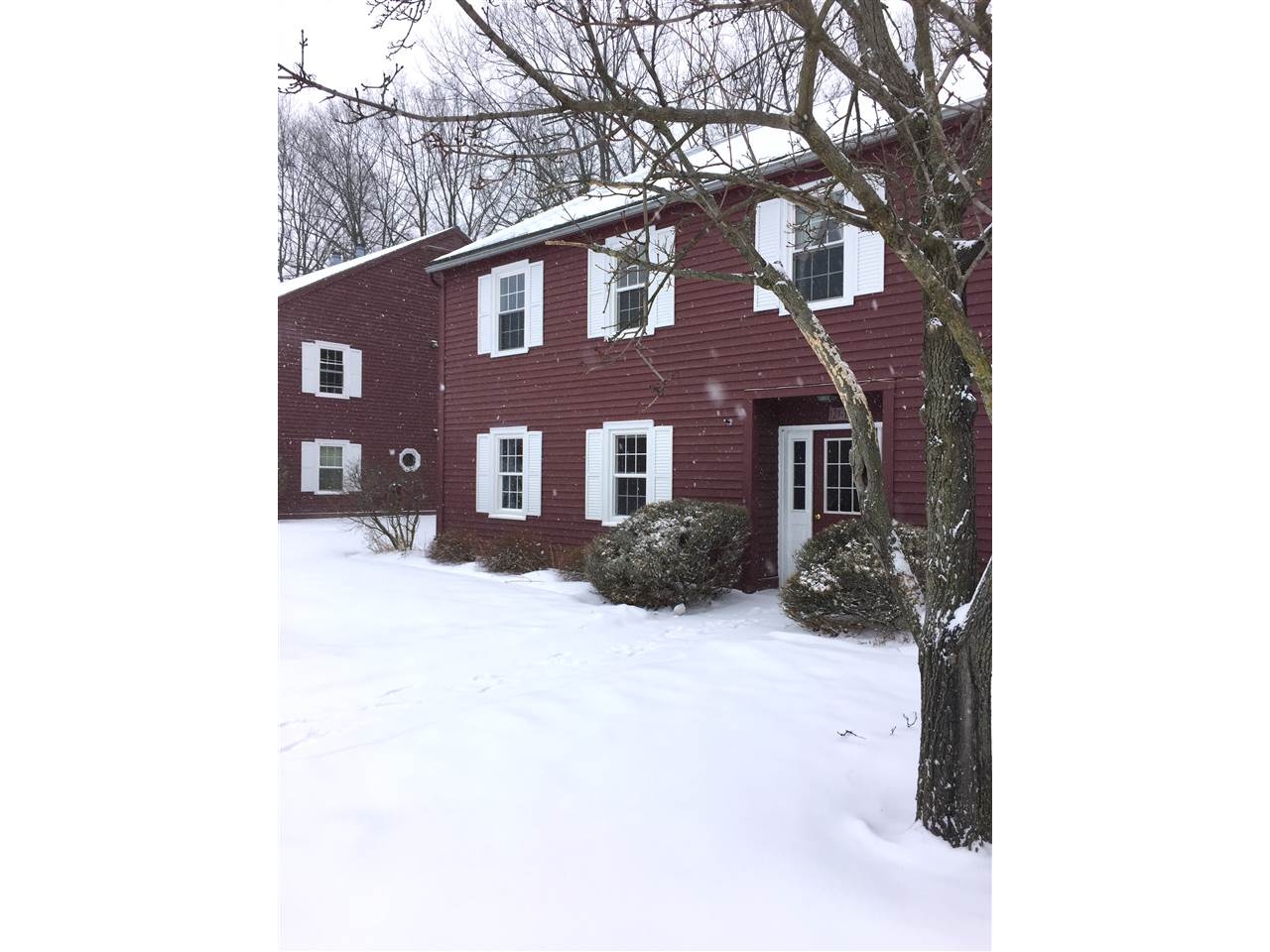 123 North Twin Oaks Terrace