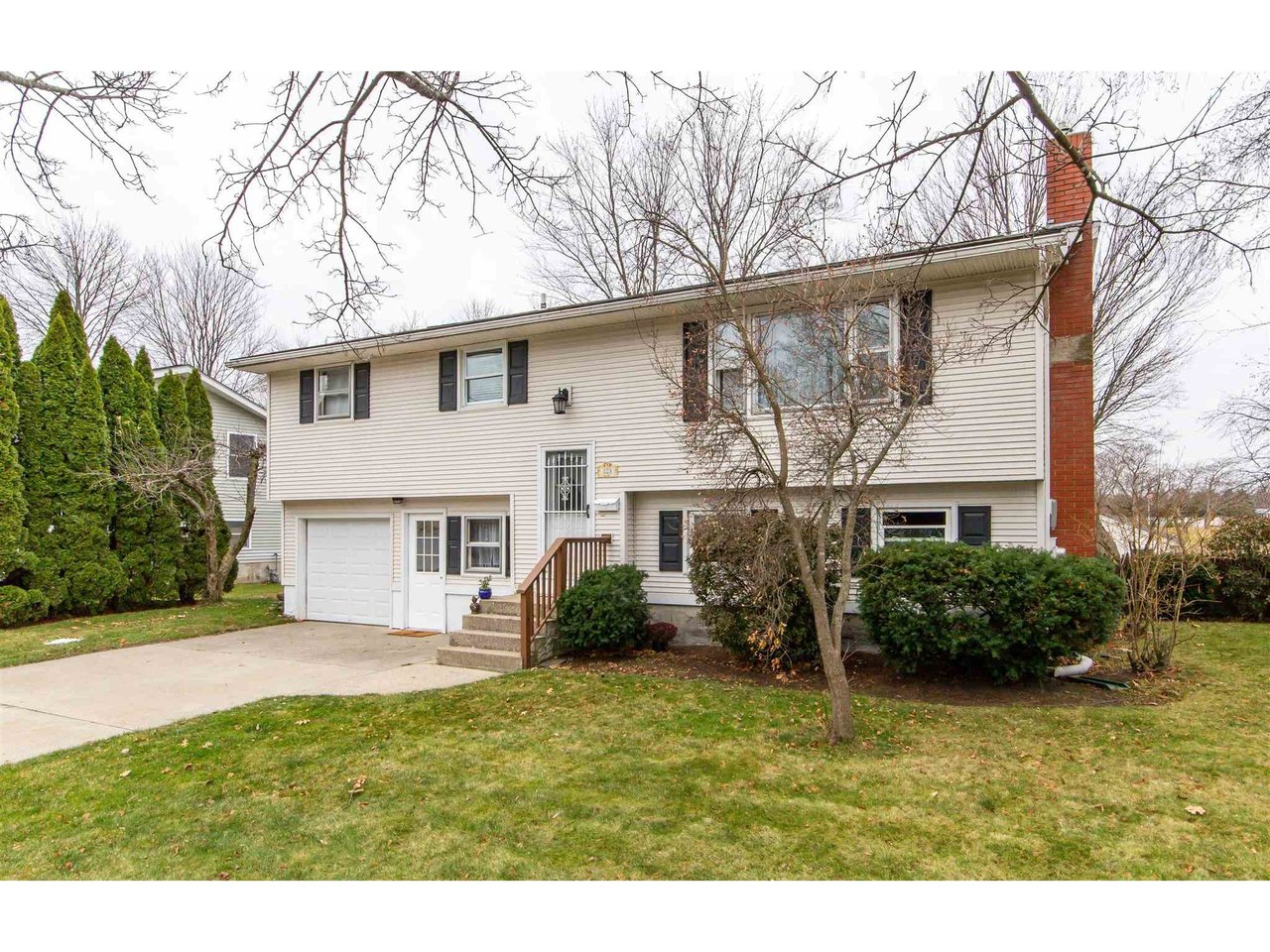 123 Sunset Drive