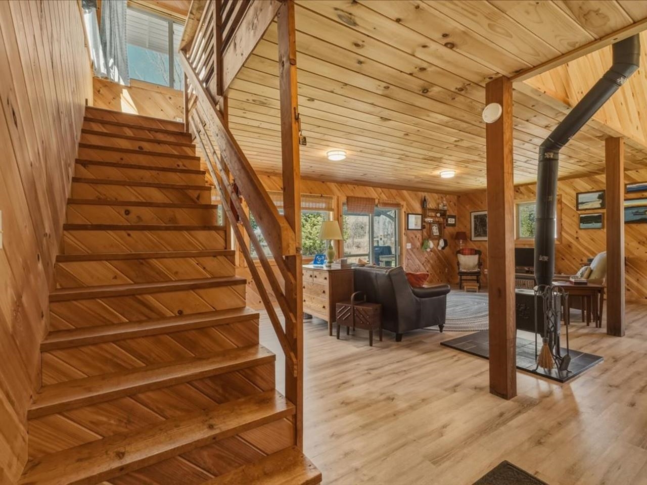 1233 Blockhouse Point Road