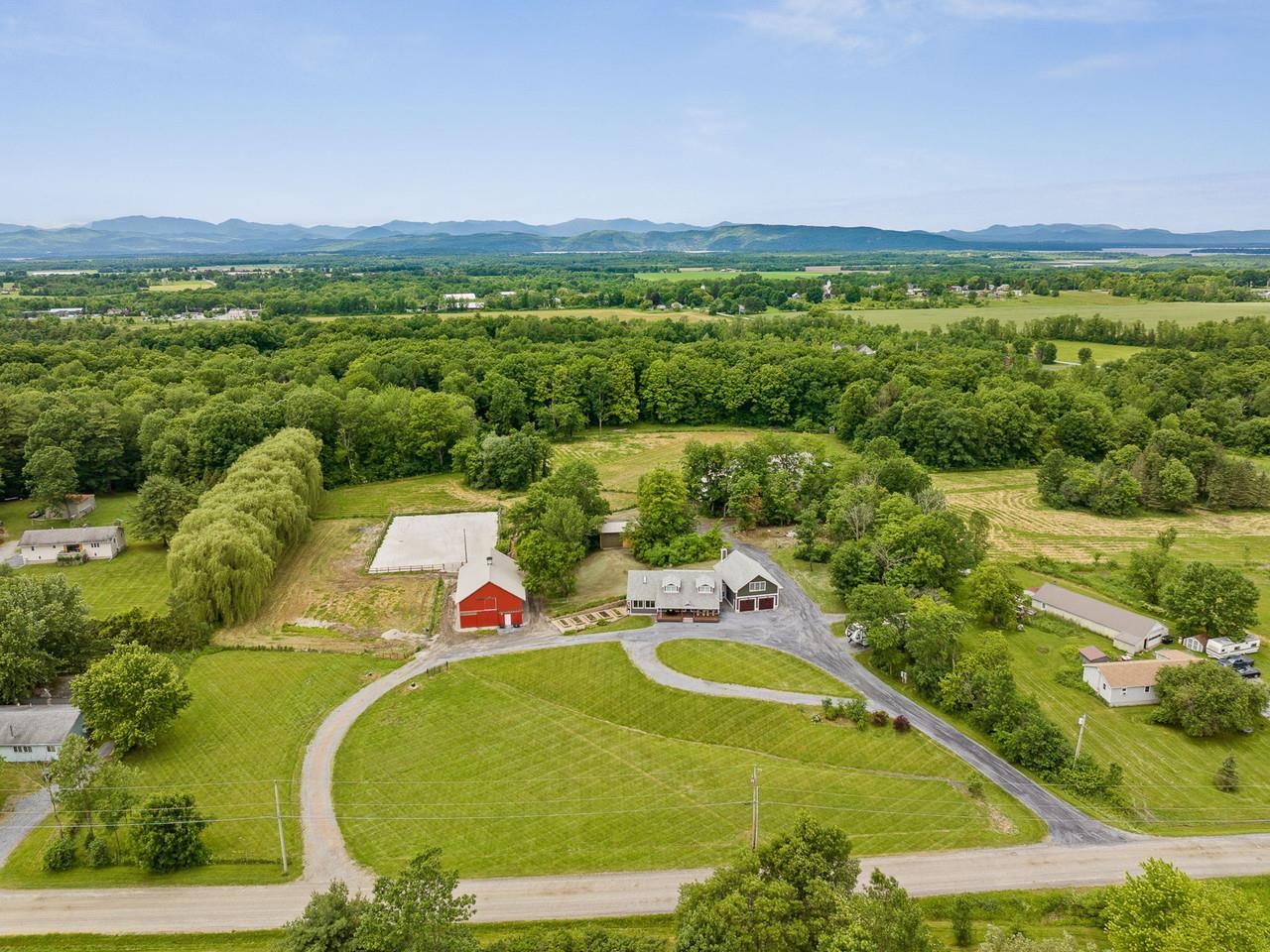 1233 Satterly Road