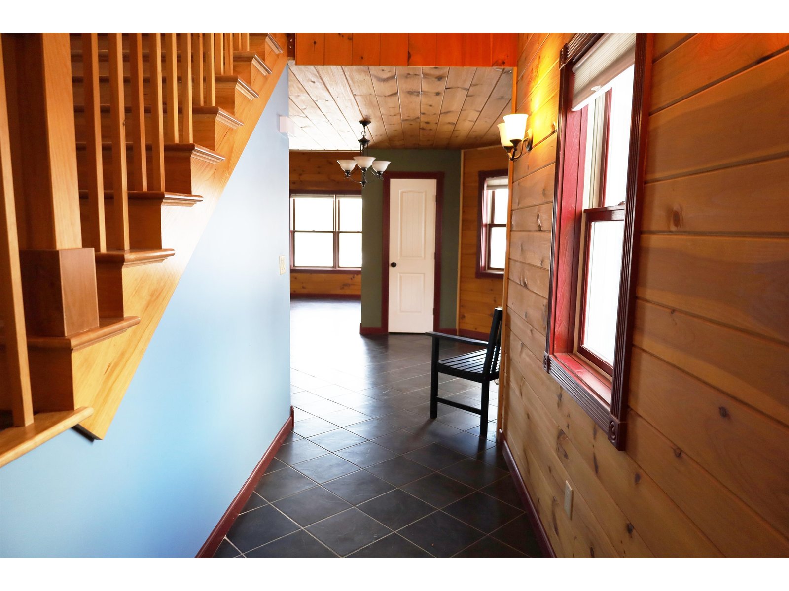 1235 Rogers Hill