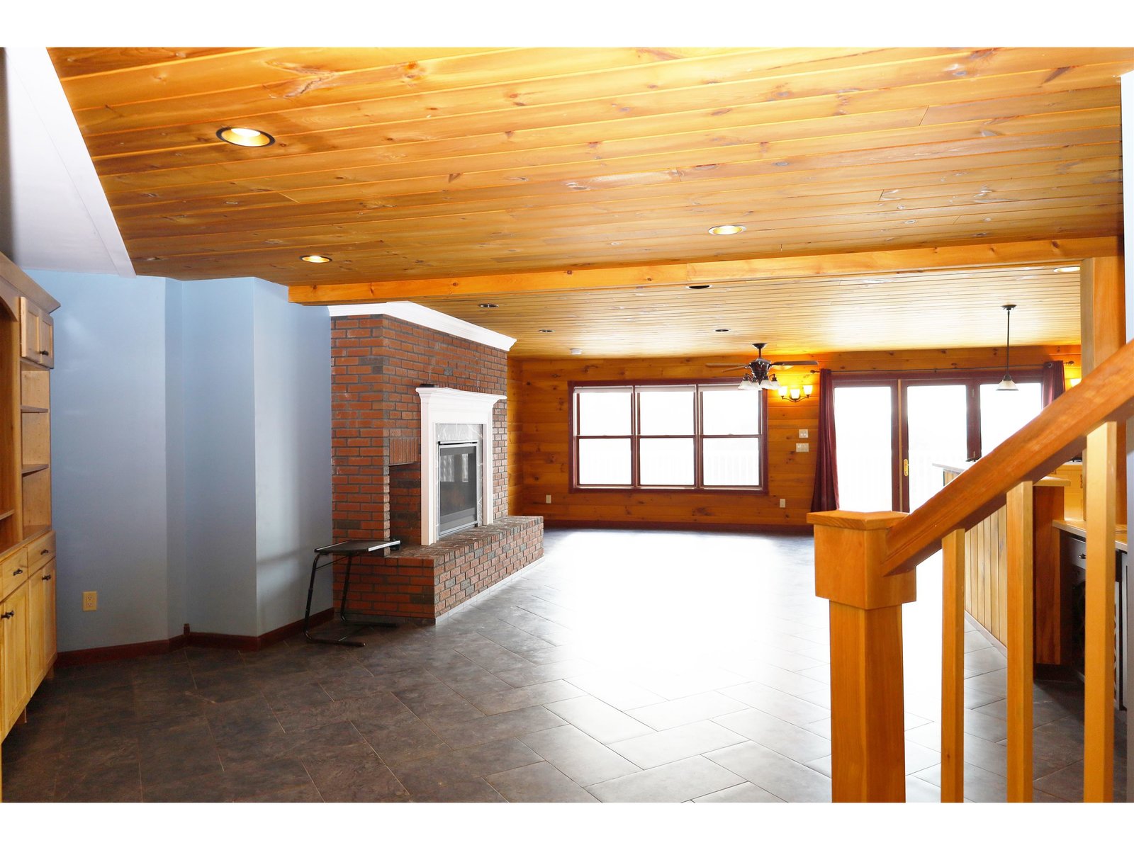 1235 Rogers Hill