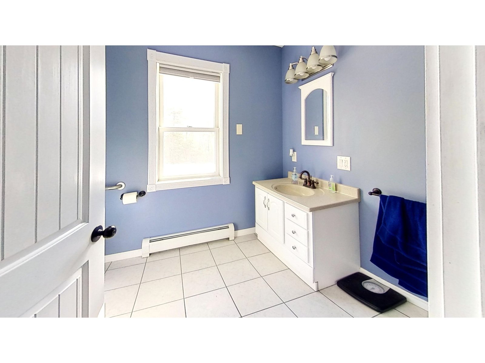 1235 Rogers Hill
