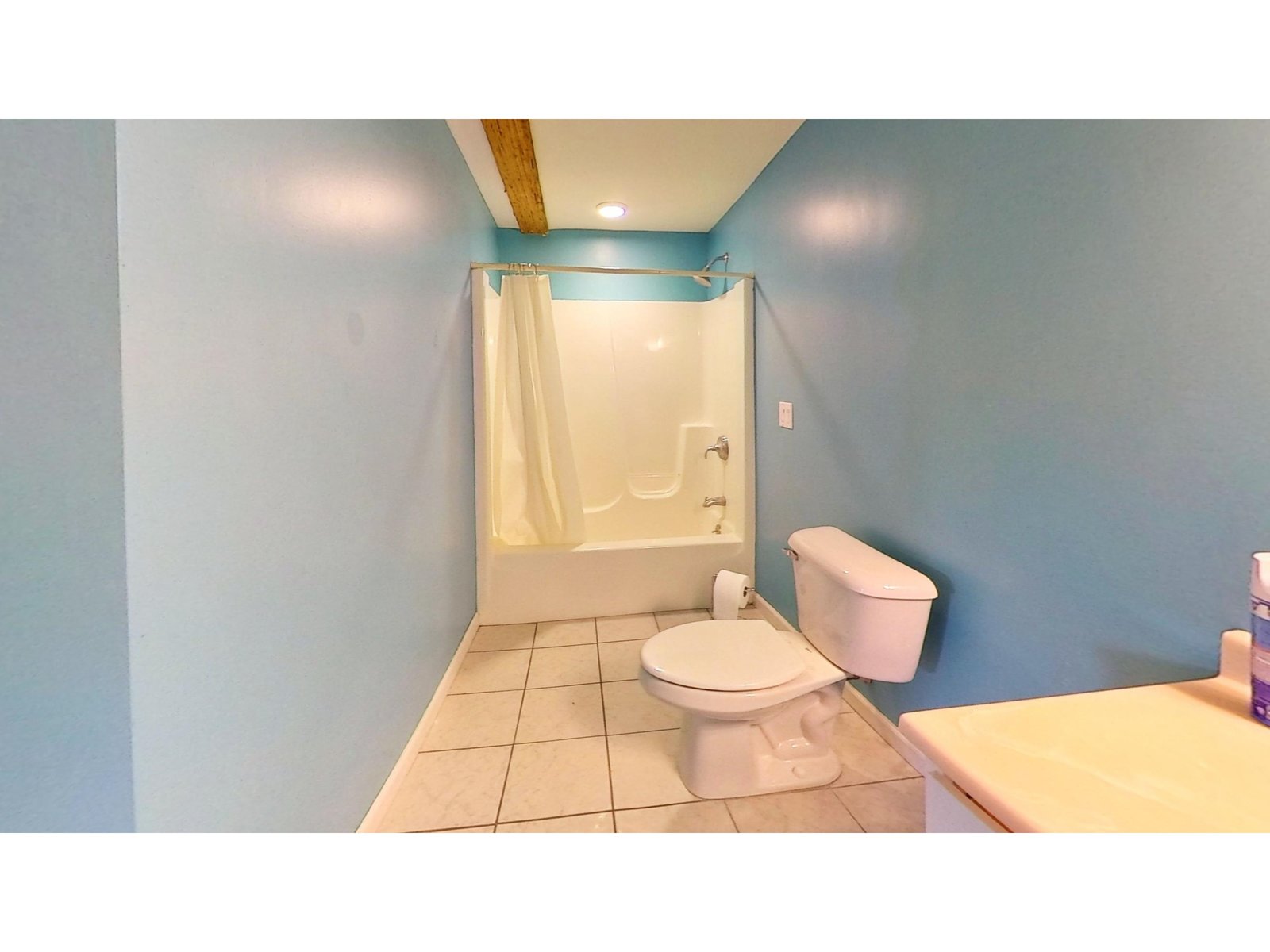 1235 Rogers Hill