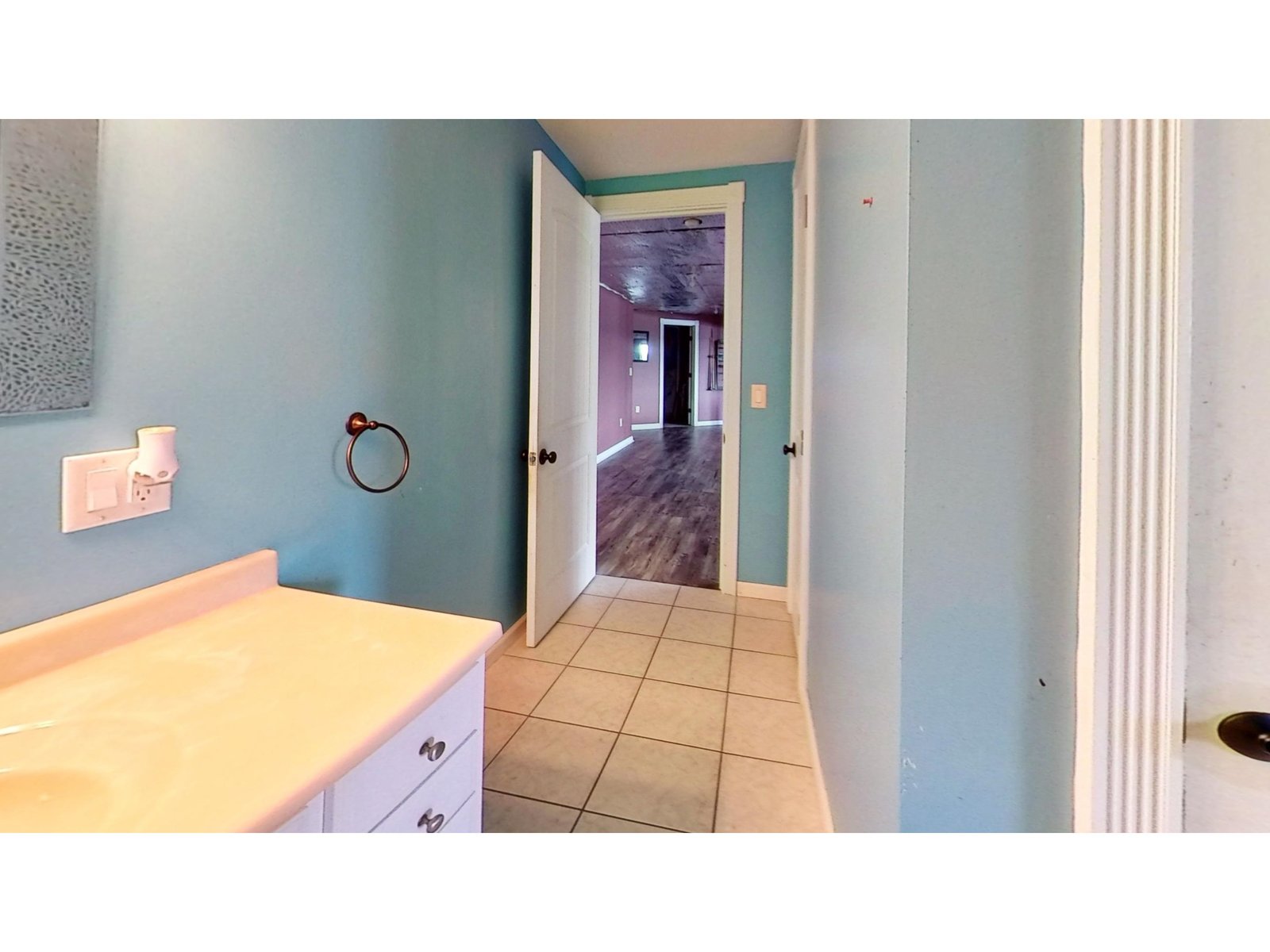 1235 Rogers Hill