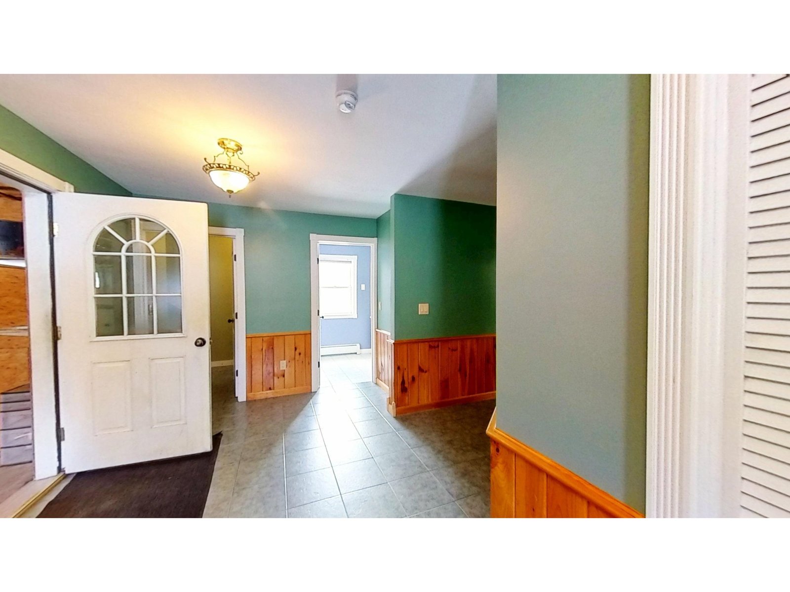 1235 Rogers Hill