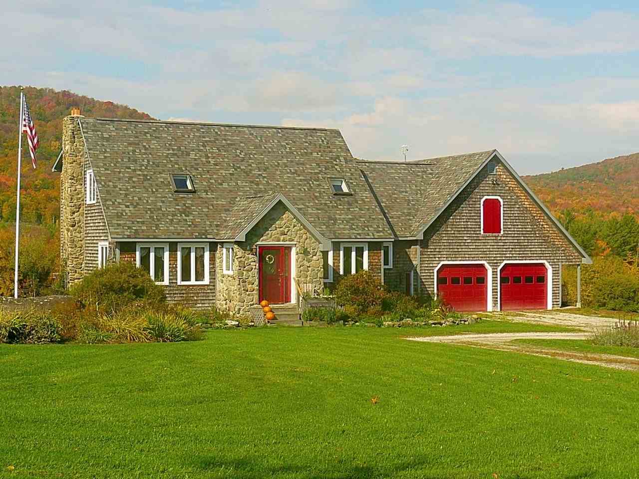 1237 Pond Road