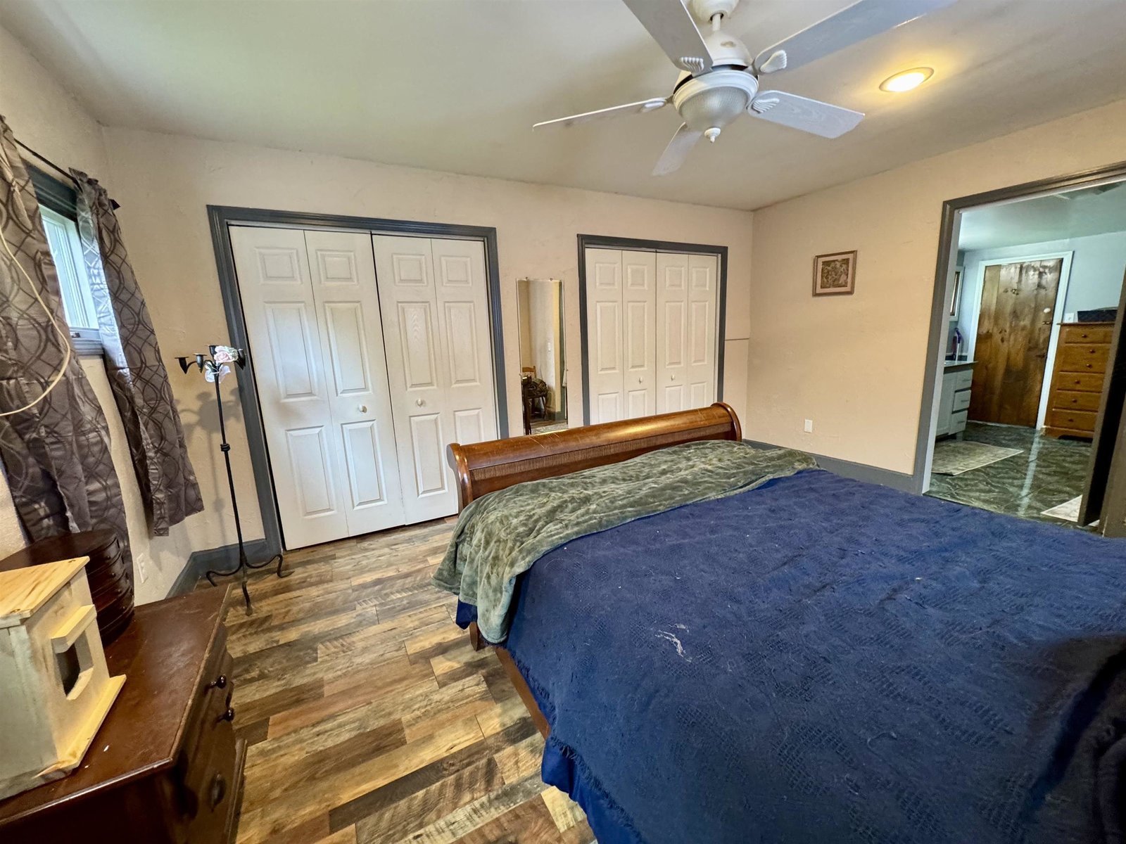 1238 Halls Lake Road