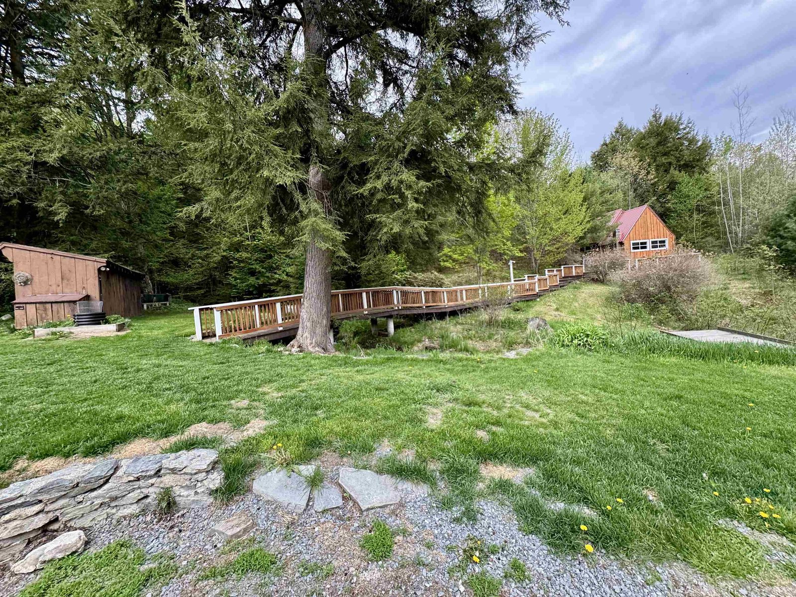 1238 Halls Lake Road