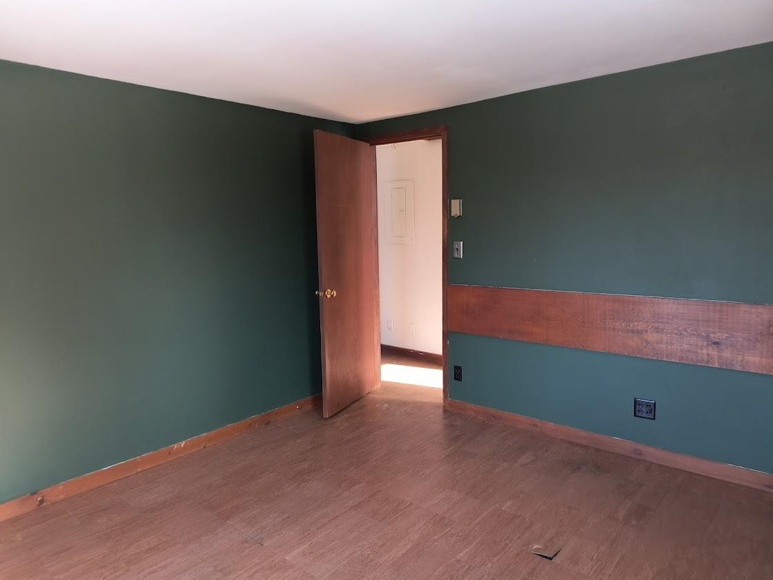 Upper Bedroom