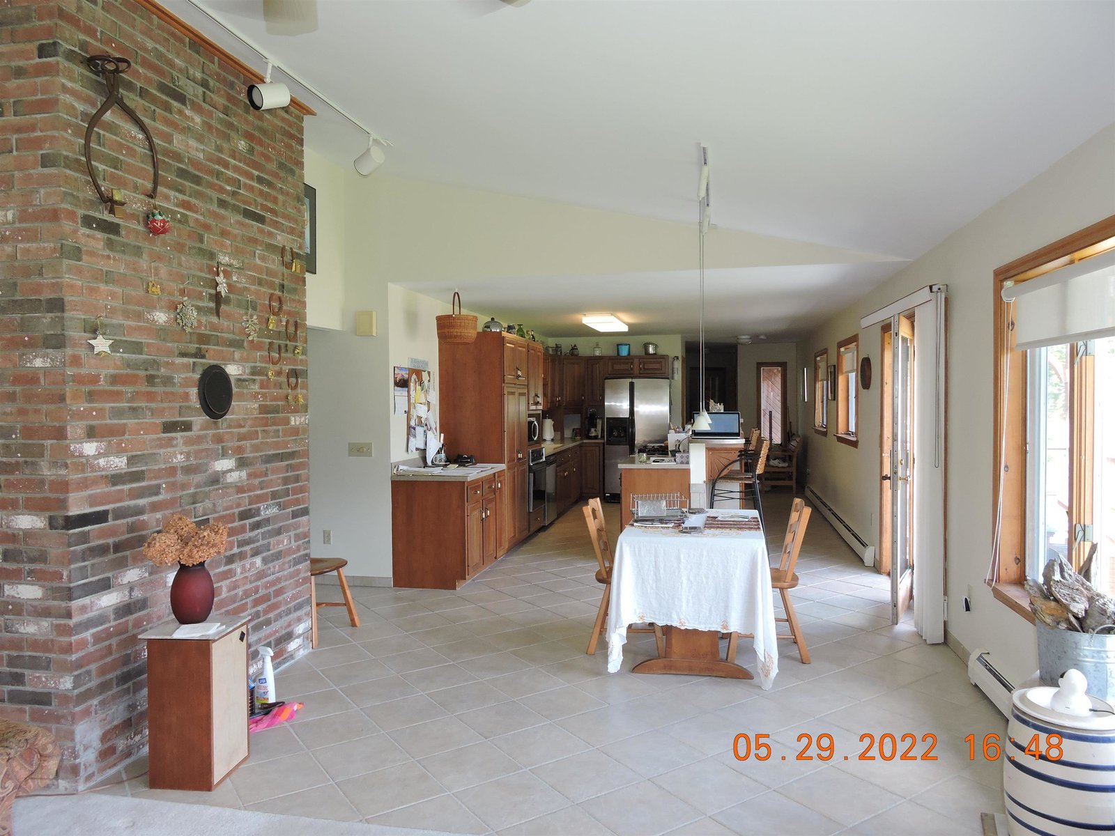 Brick in Dining area