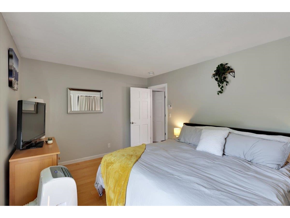 124 Ledgewood Circle, Unit 202
