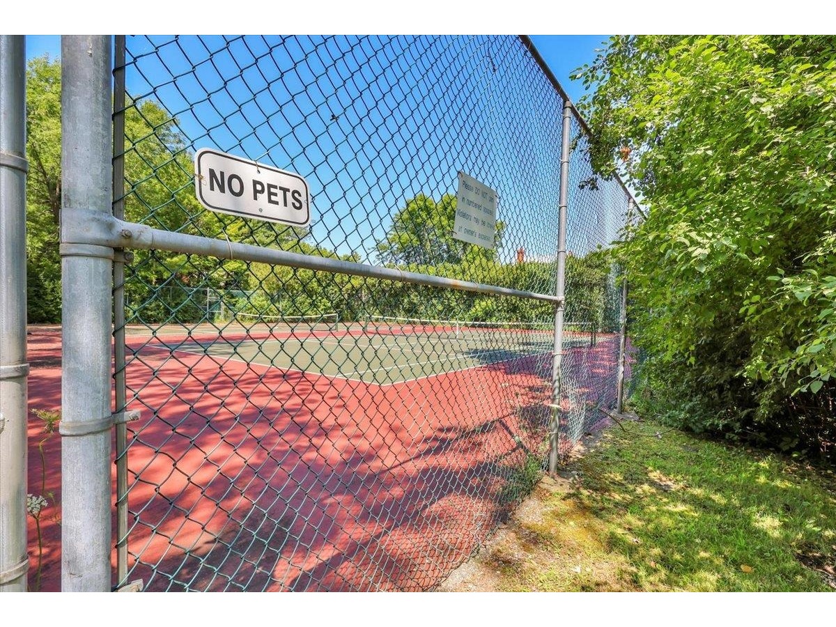 124 Ledgewood Circle, Unit 202