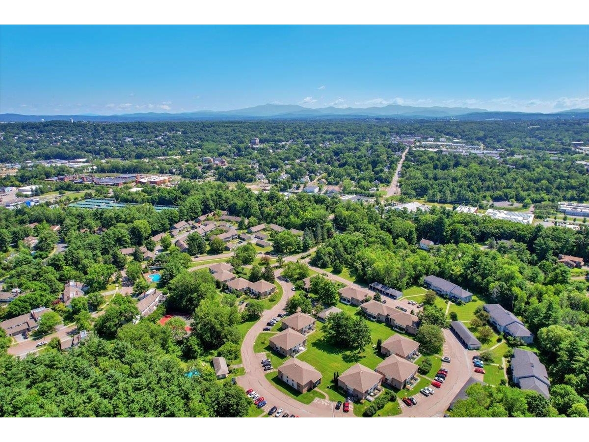124 Ledgewood Circle, Unit 202