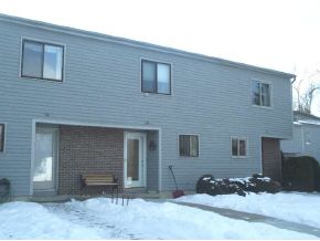 124 Locust Hill, Unit 124