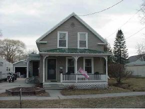 124 Lower Welden St
