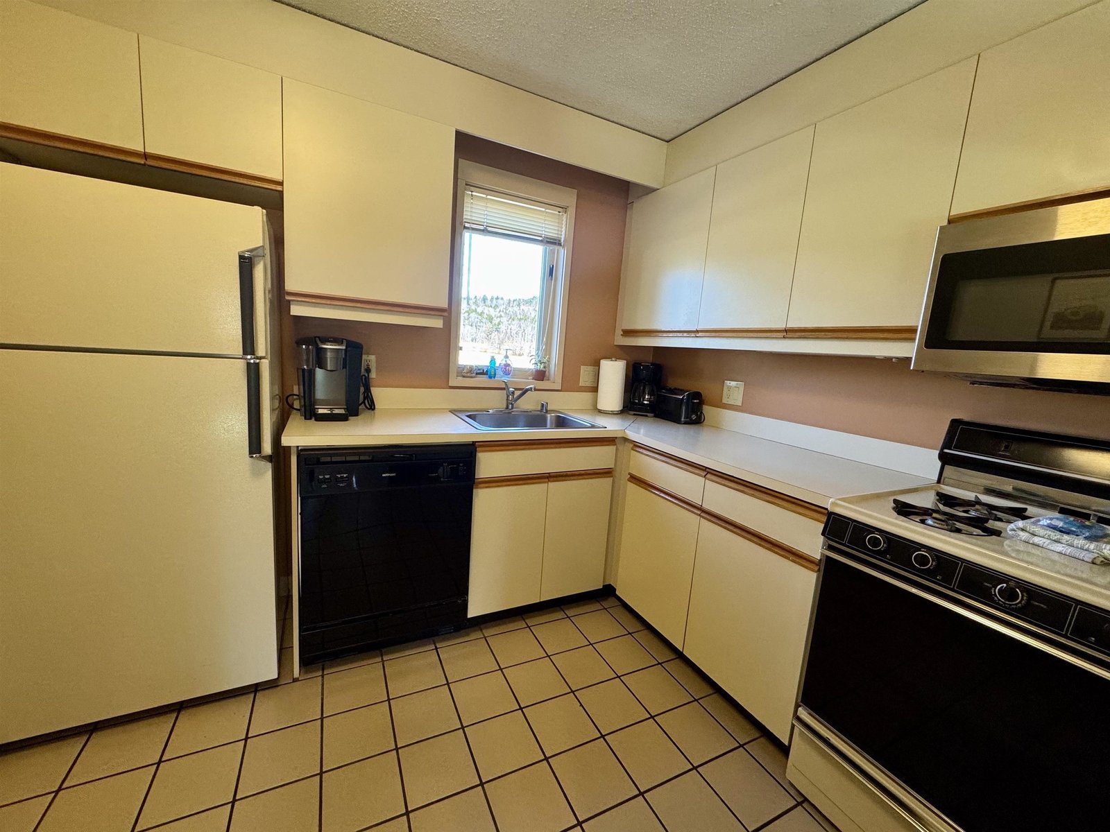 124 Village Green Drive, Unit J