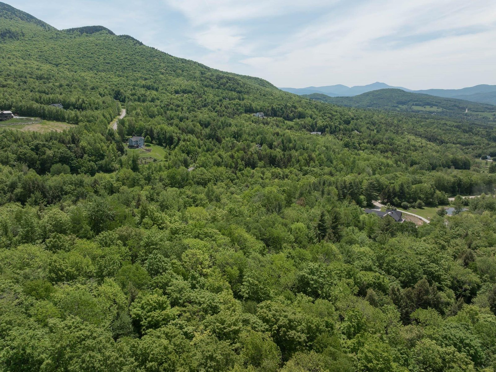 1243 North Hollow Road