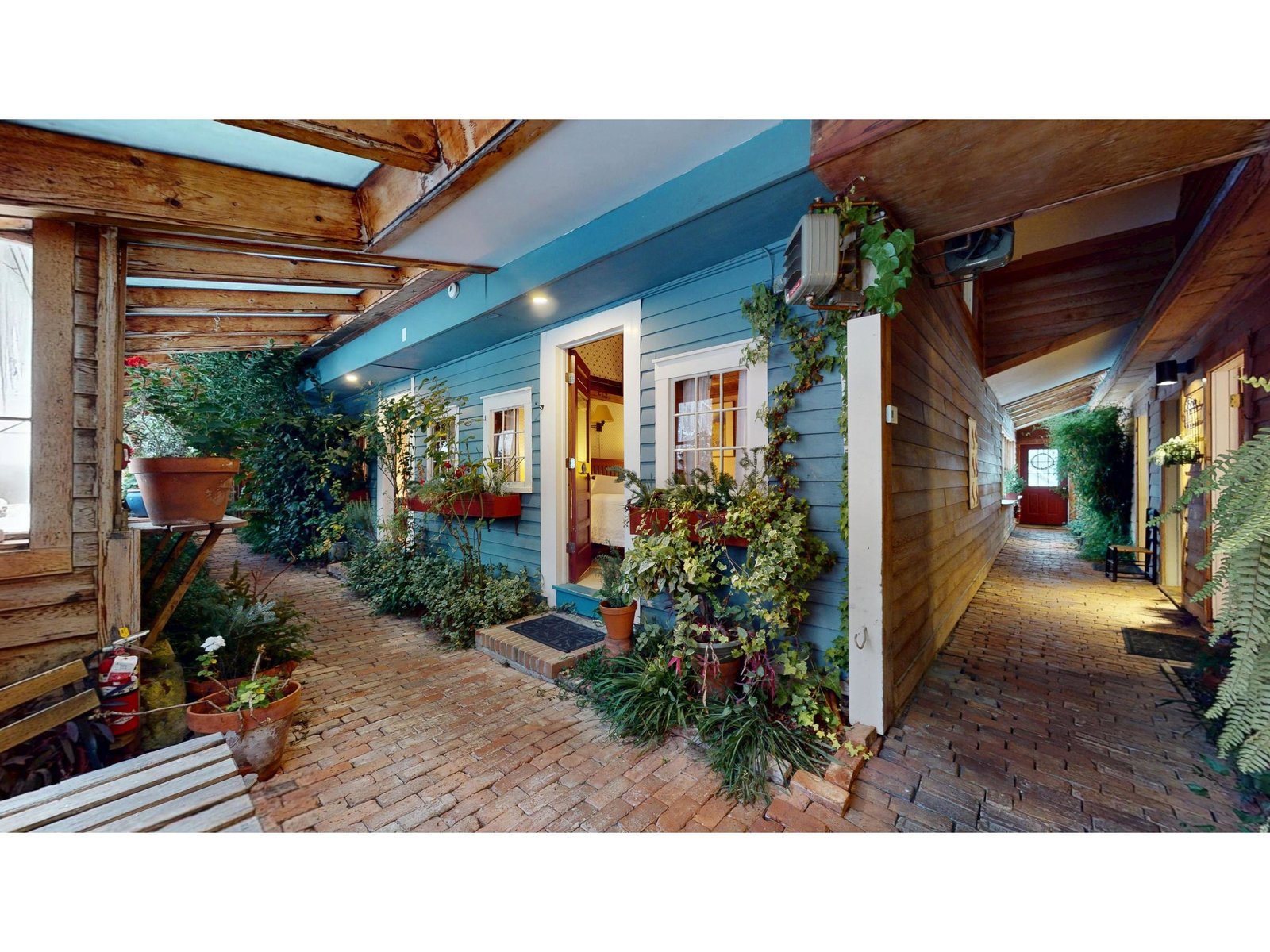 1245 Goshen-Ripton Road