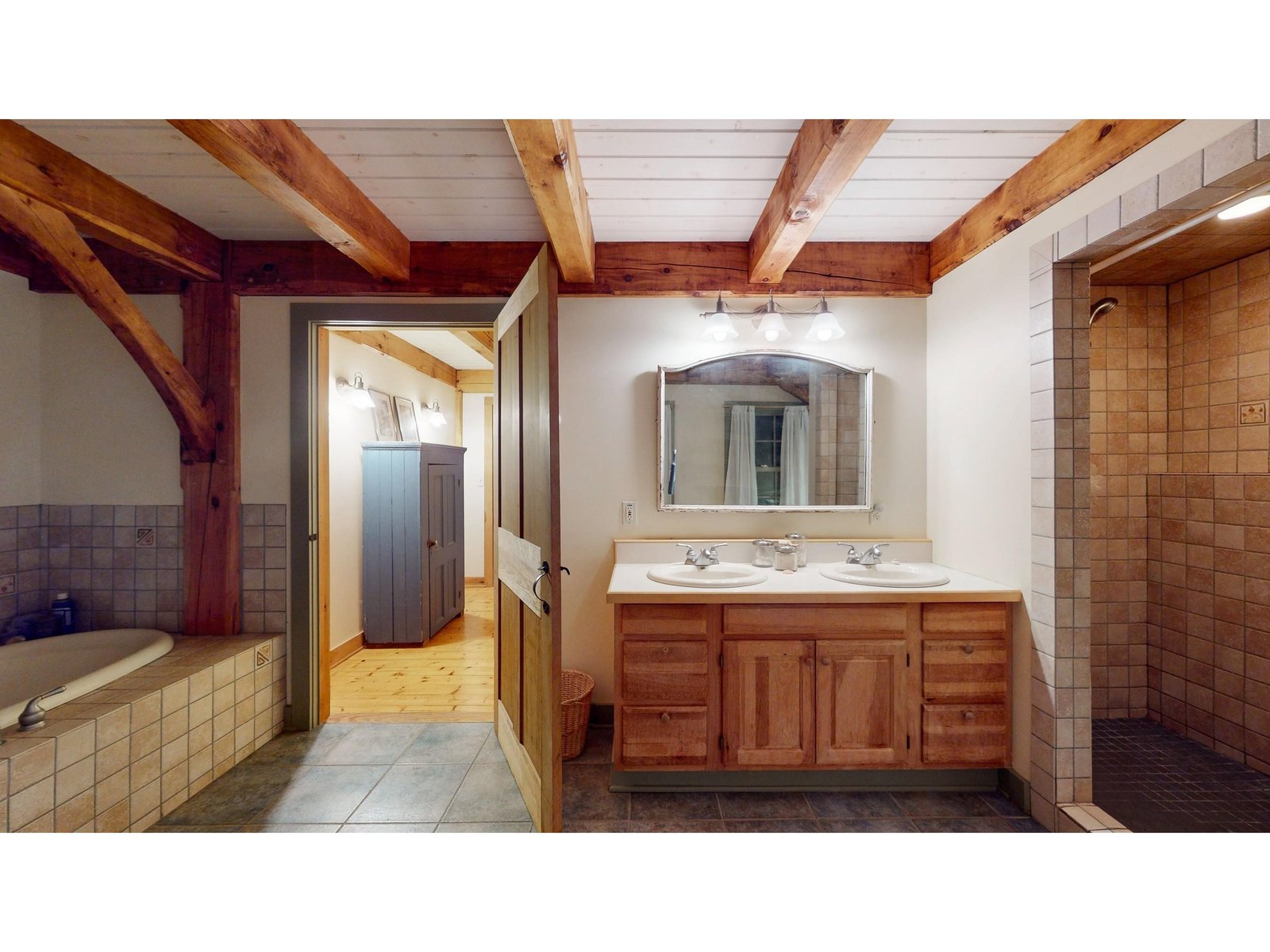 1245 Goshen-Ripton Road