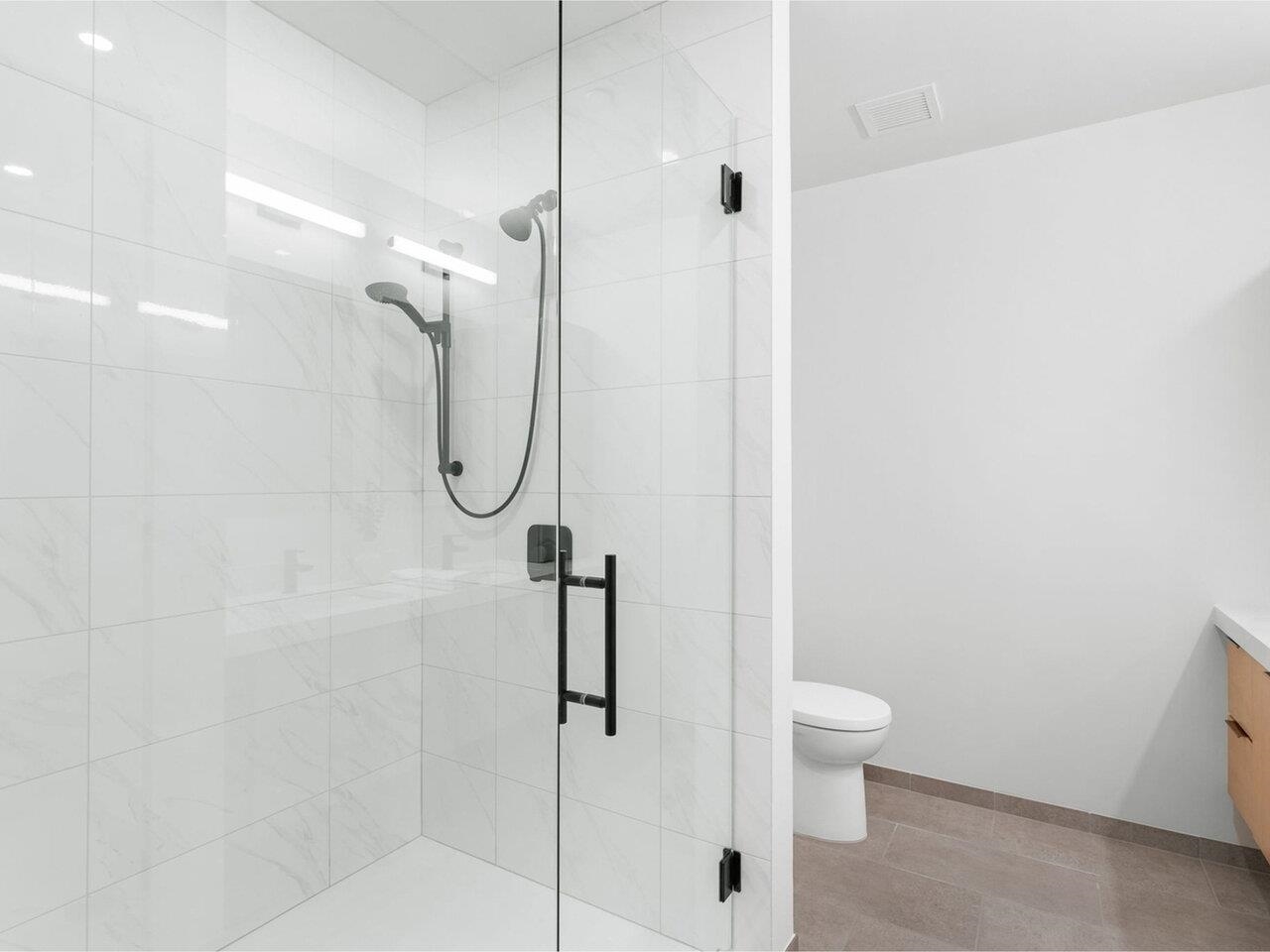 Florentine Carrara tile