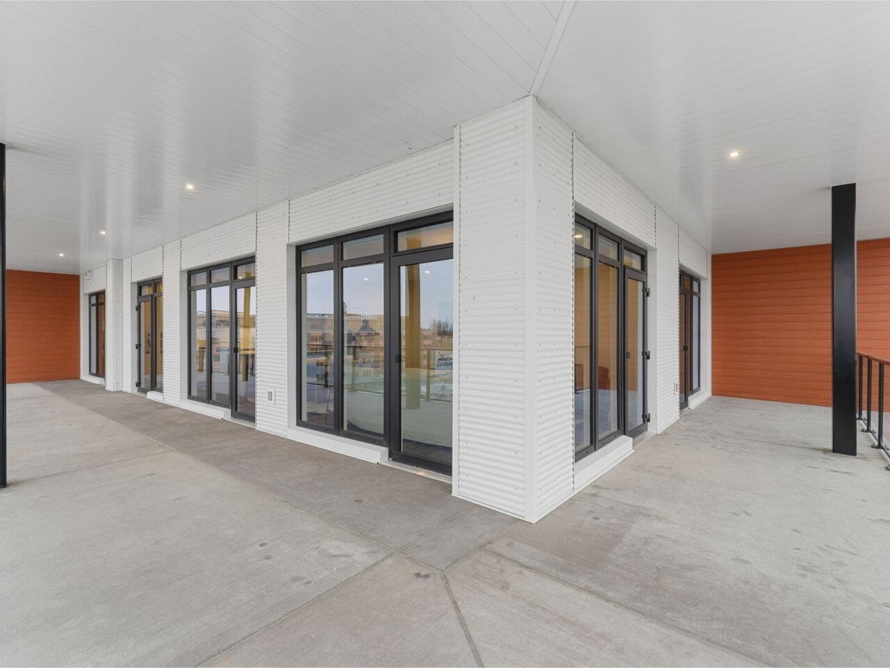 873 sq. ft. private balcony!