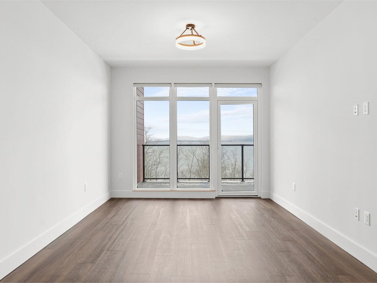 Spacious primary bedroom