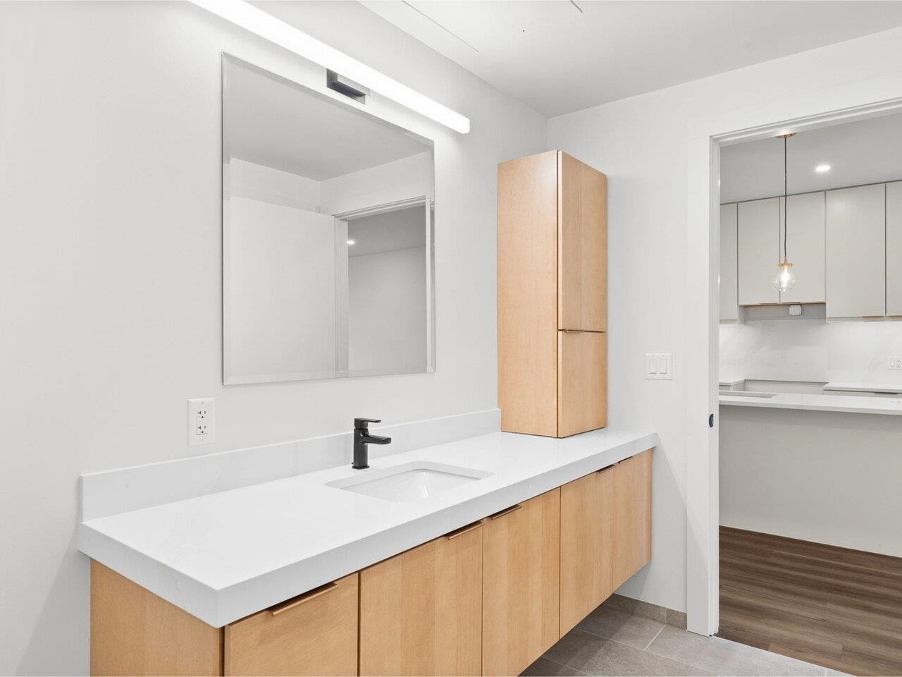 Full bathroom off kitchen