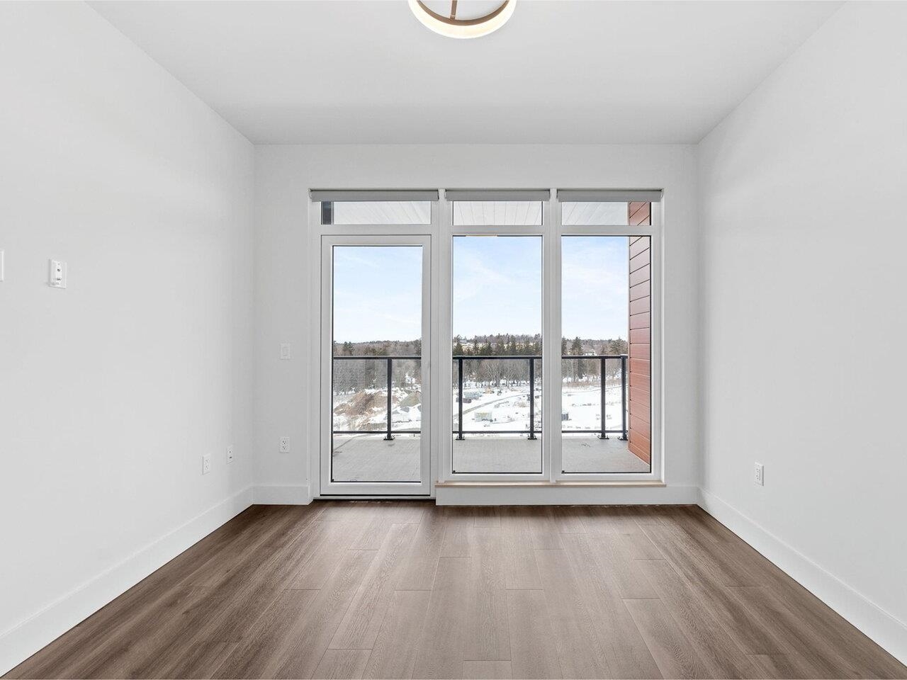 Balcony access from bedroom