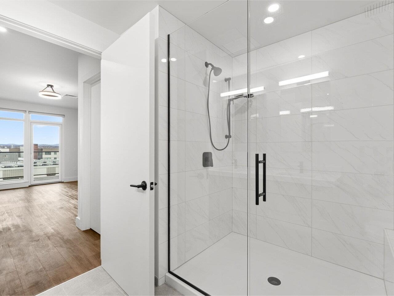 Beautiful enclosed shower!