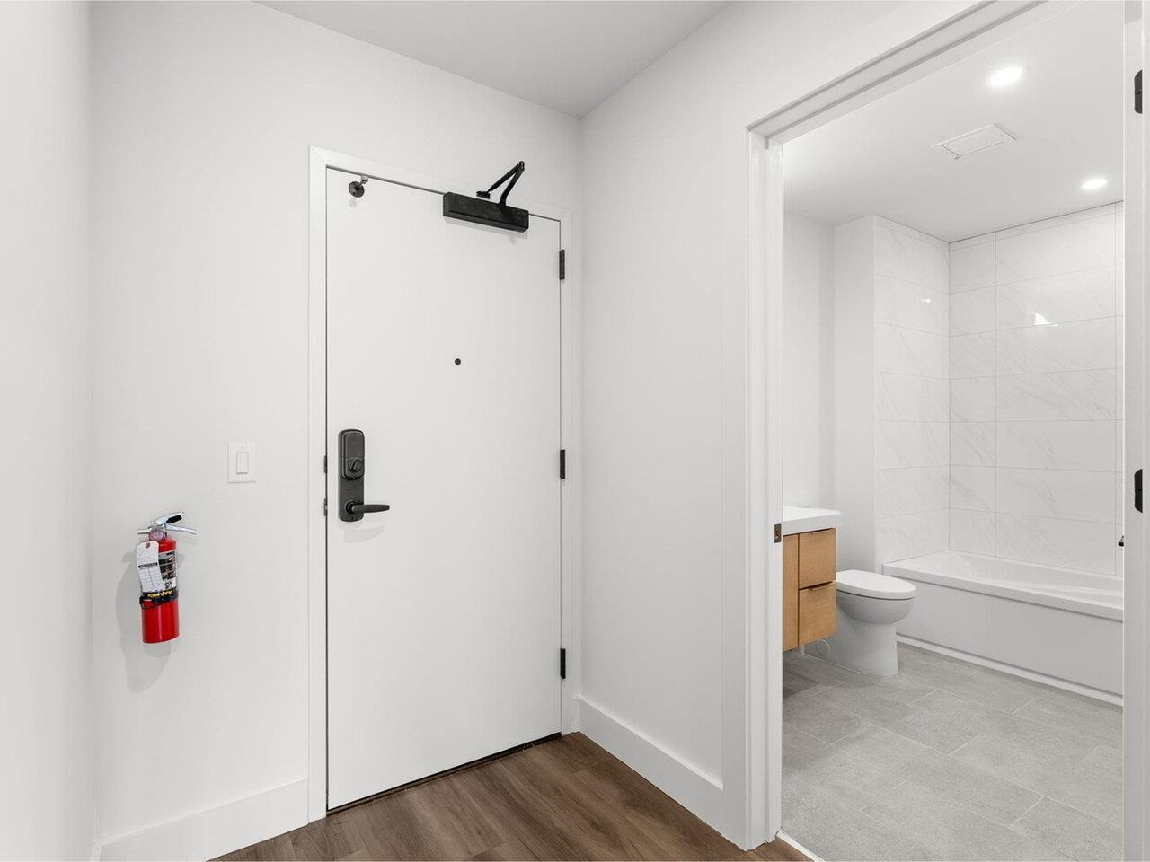 Full bathroom off entry