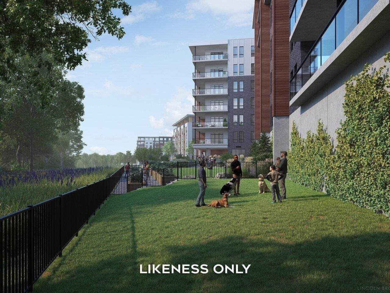 Easy access to the bike path!