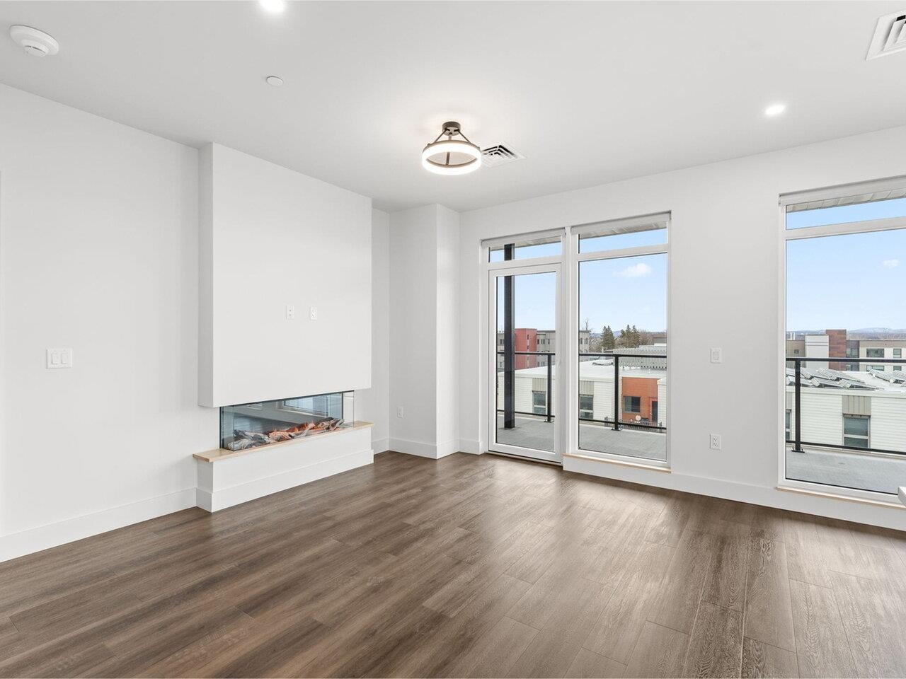 Living room leads to balcony