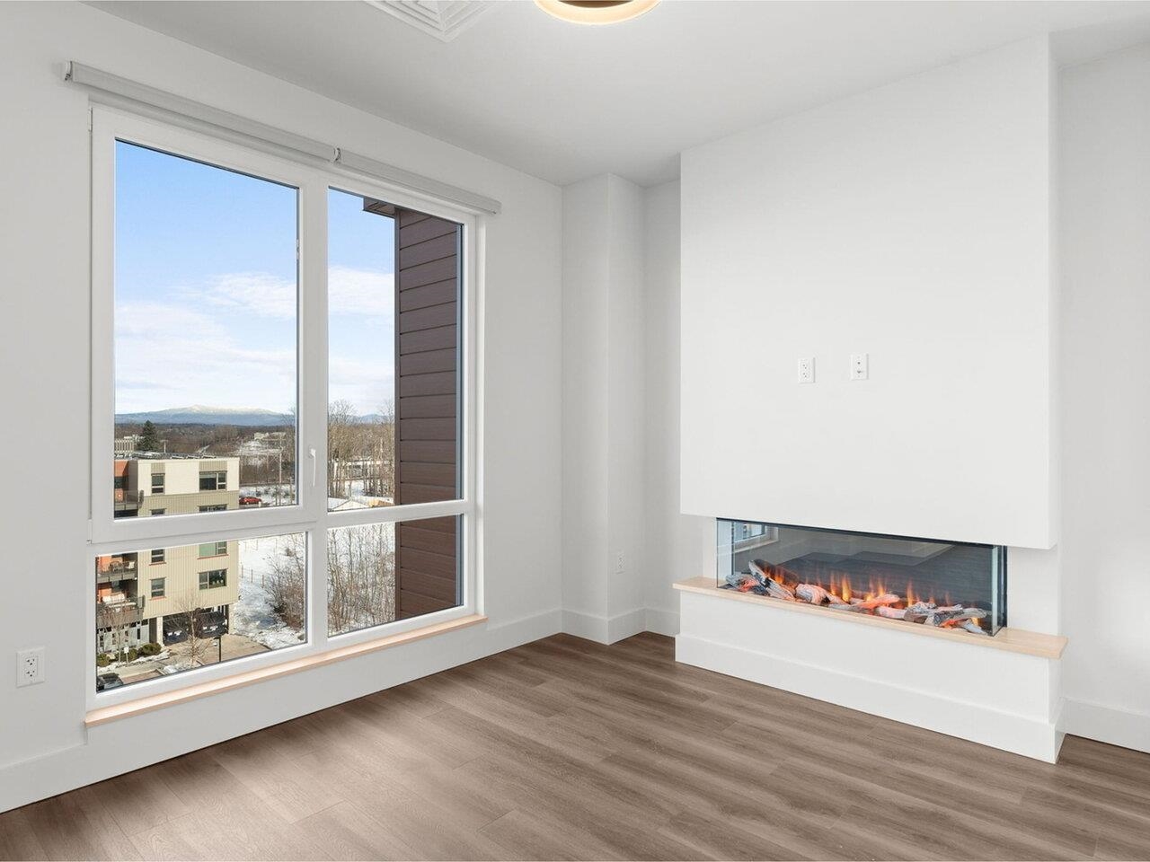 125 Cambrian Way, Unit 604