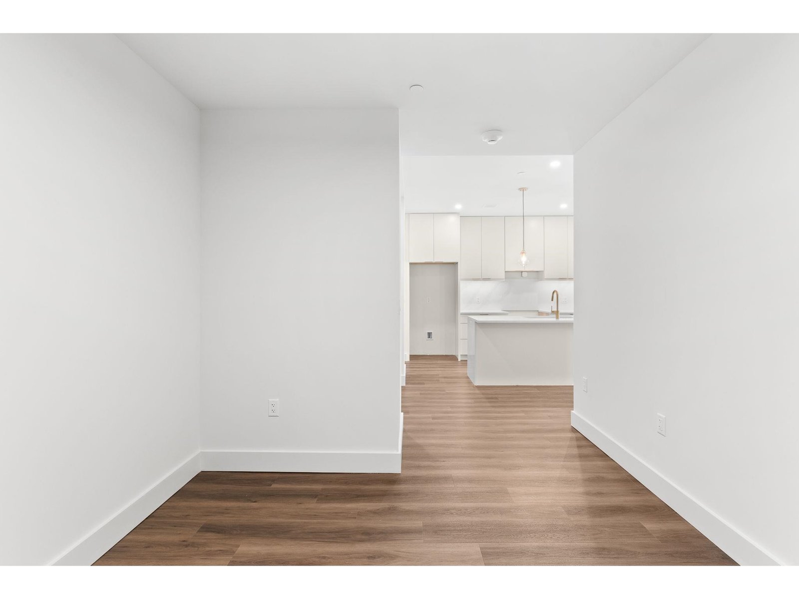 125 Cambrian Way, Unit 605