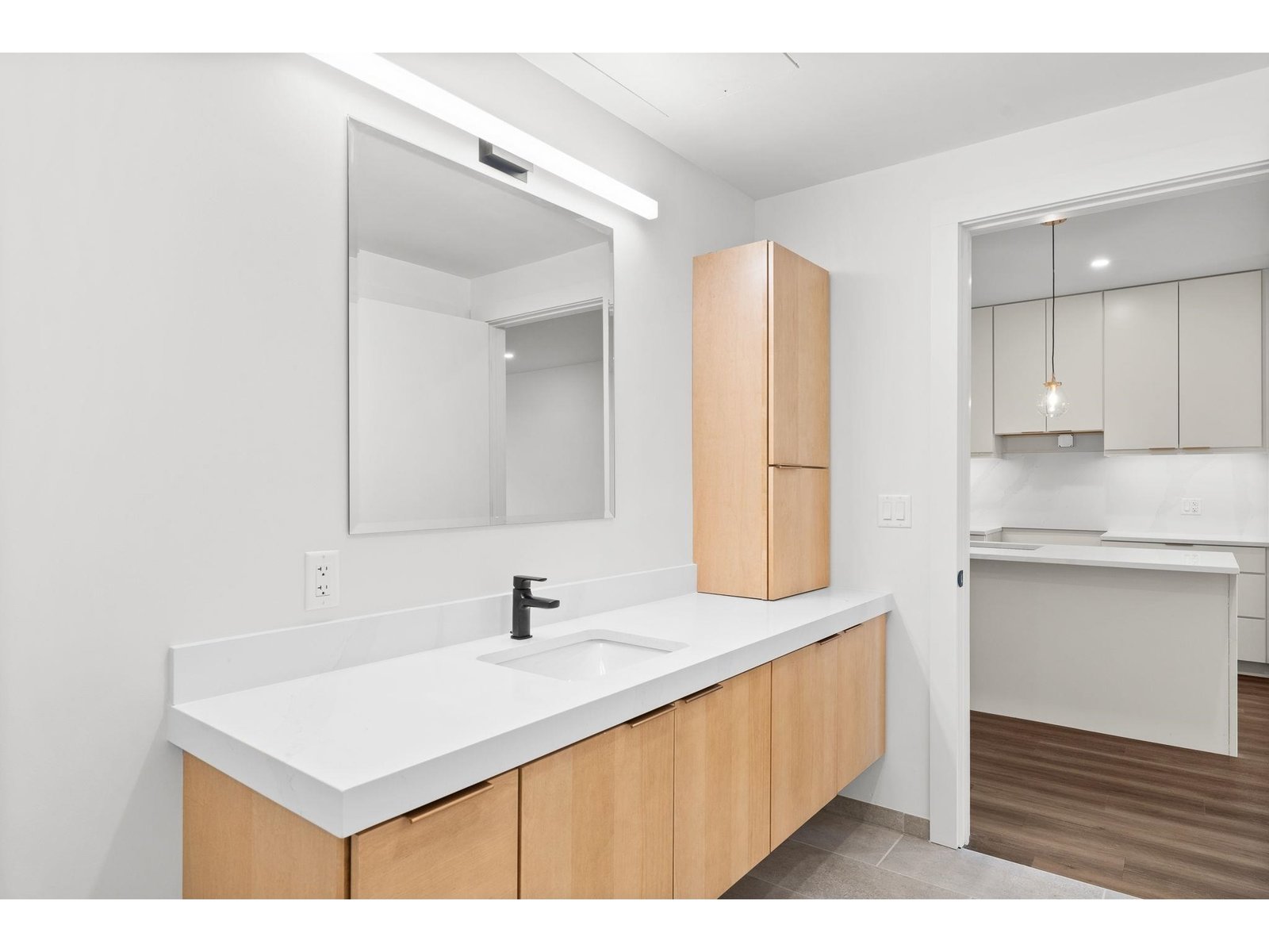 125 Cambrian Way, Unit 605