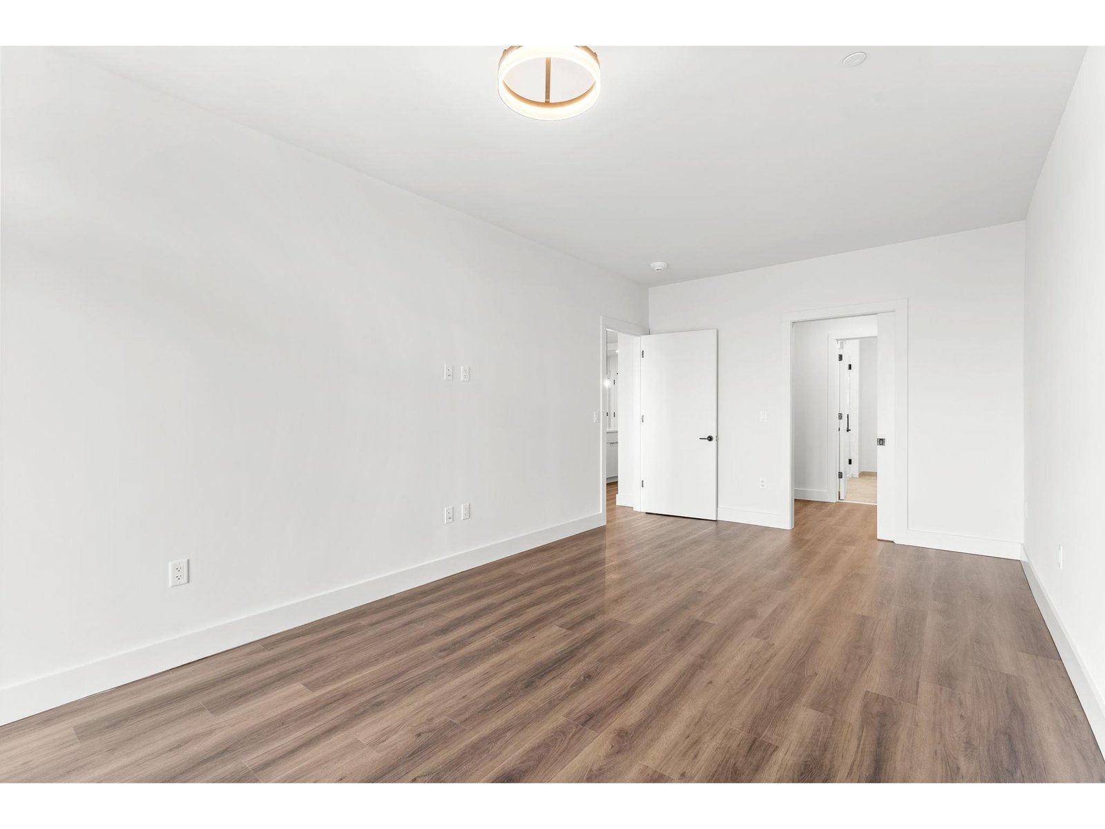 125 Cambrian Way, Unit 605