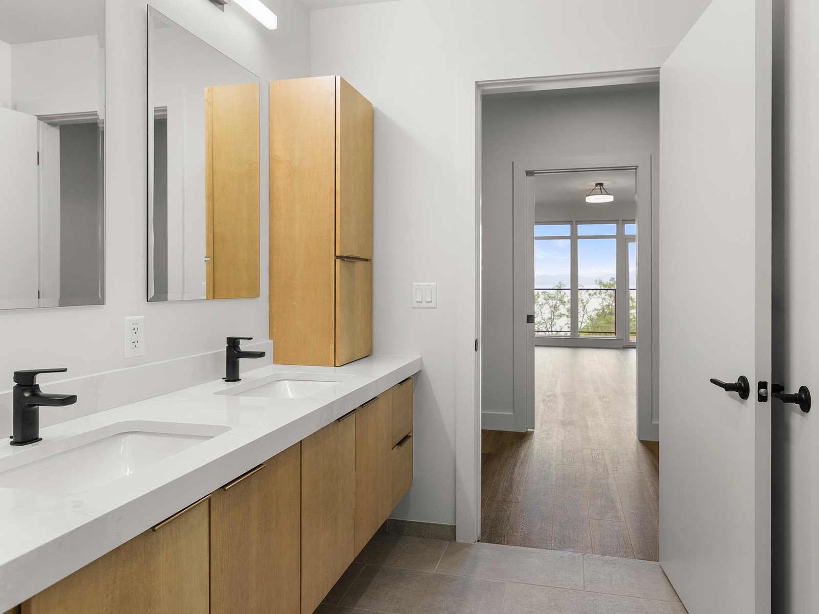 125 Cambrian Way, Unit 605
