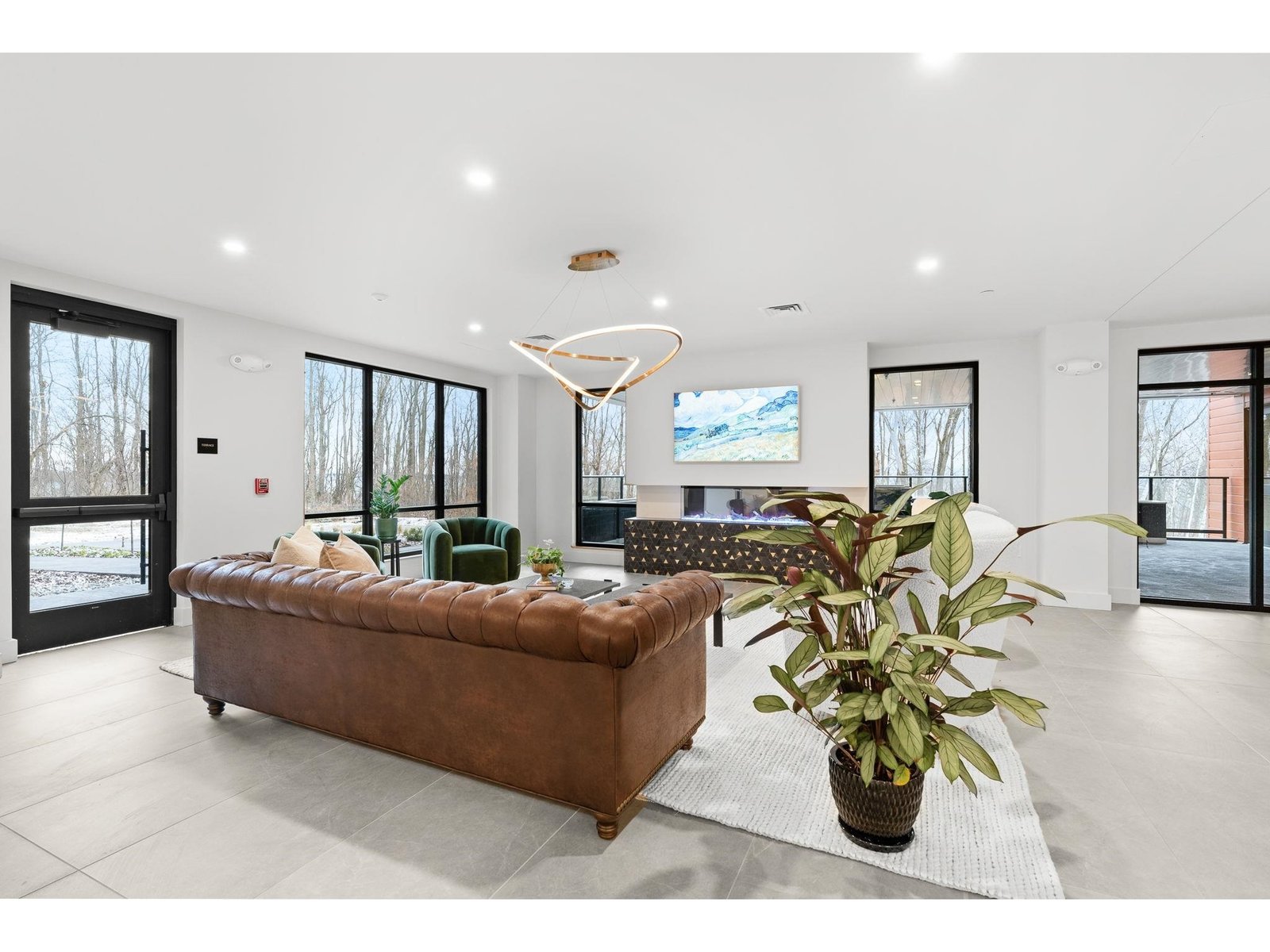 125 Cambrian Way, Unit 605