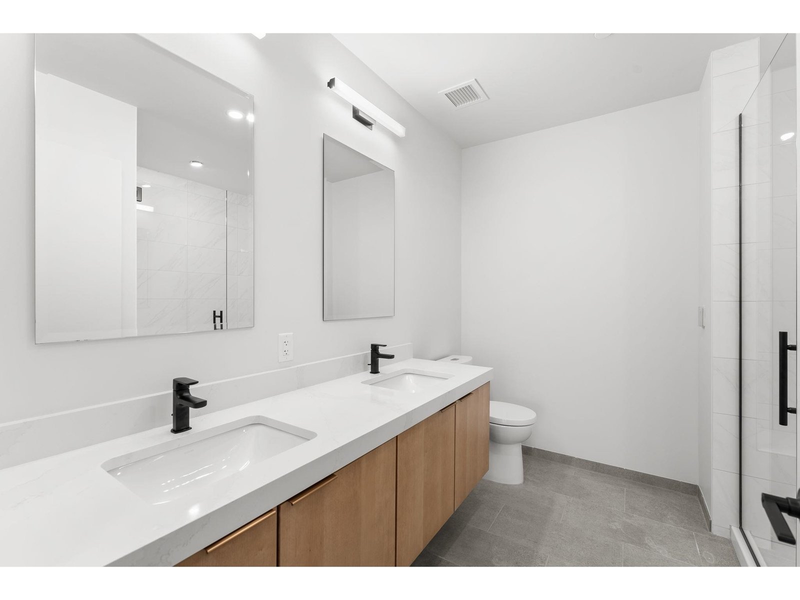 125 Cambrian Way, Unit 613