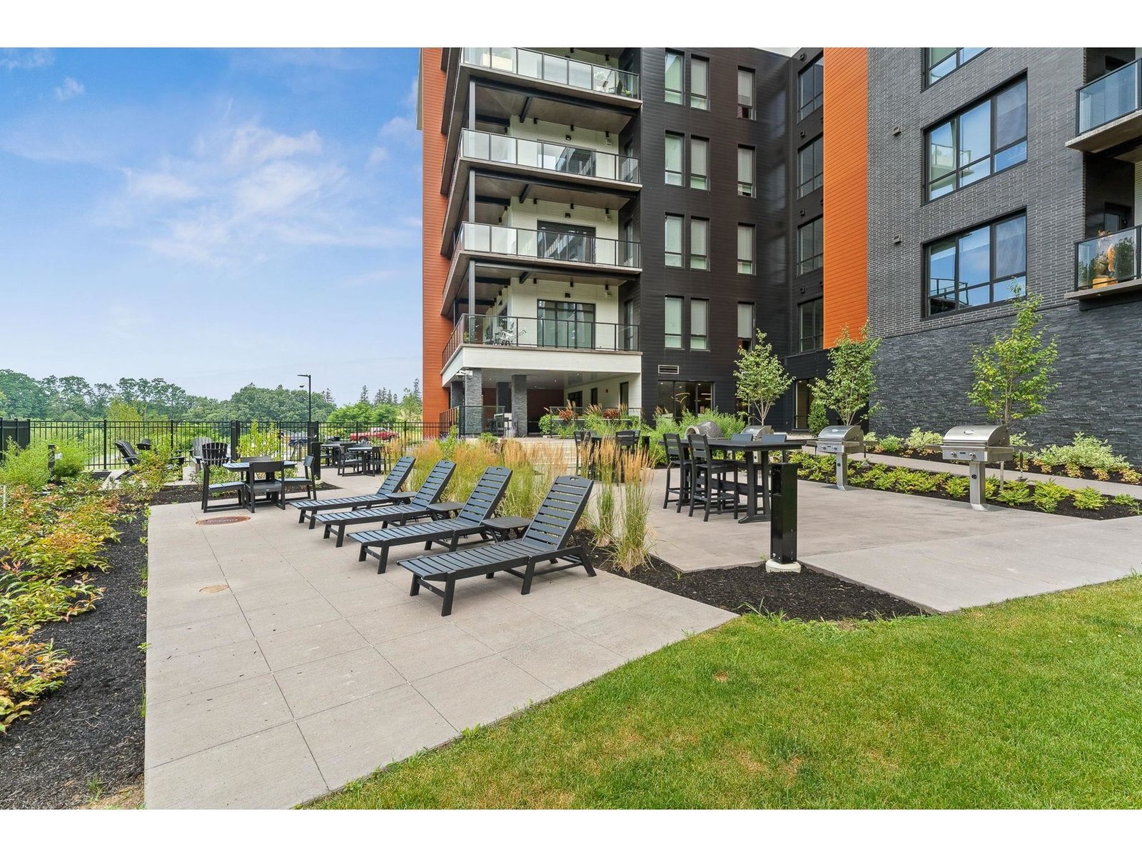 125 Cambrian Way, Unit 613