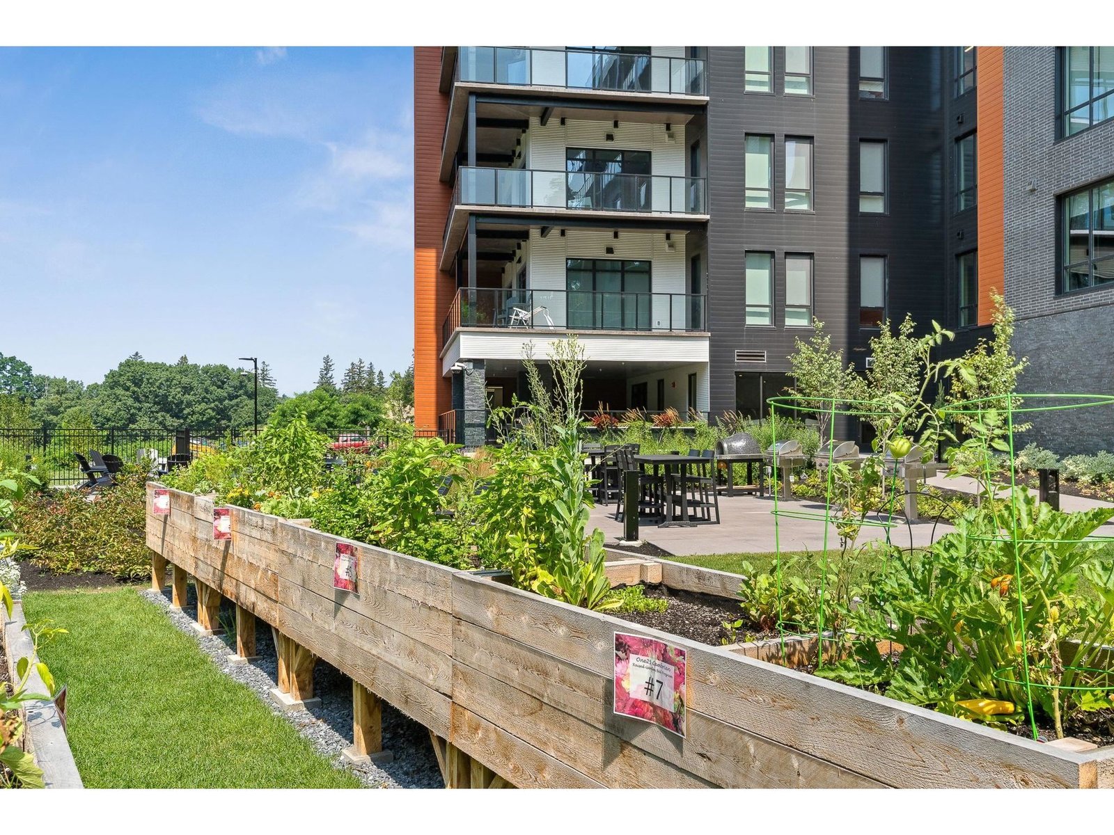 125 Cambrian Way, Unit 613