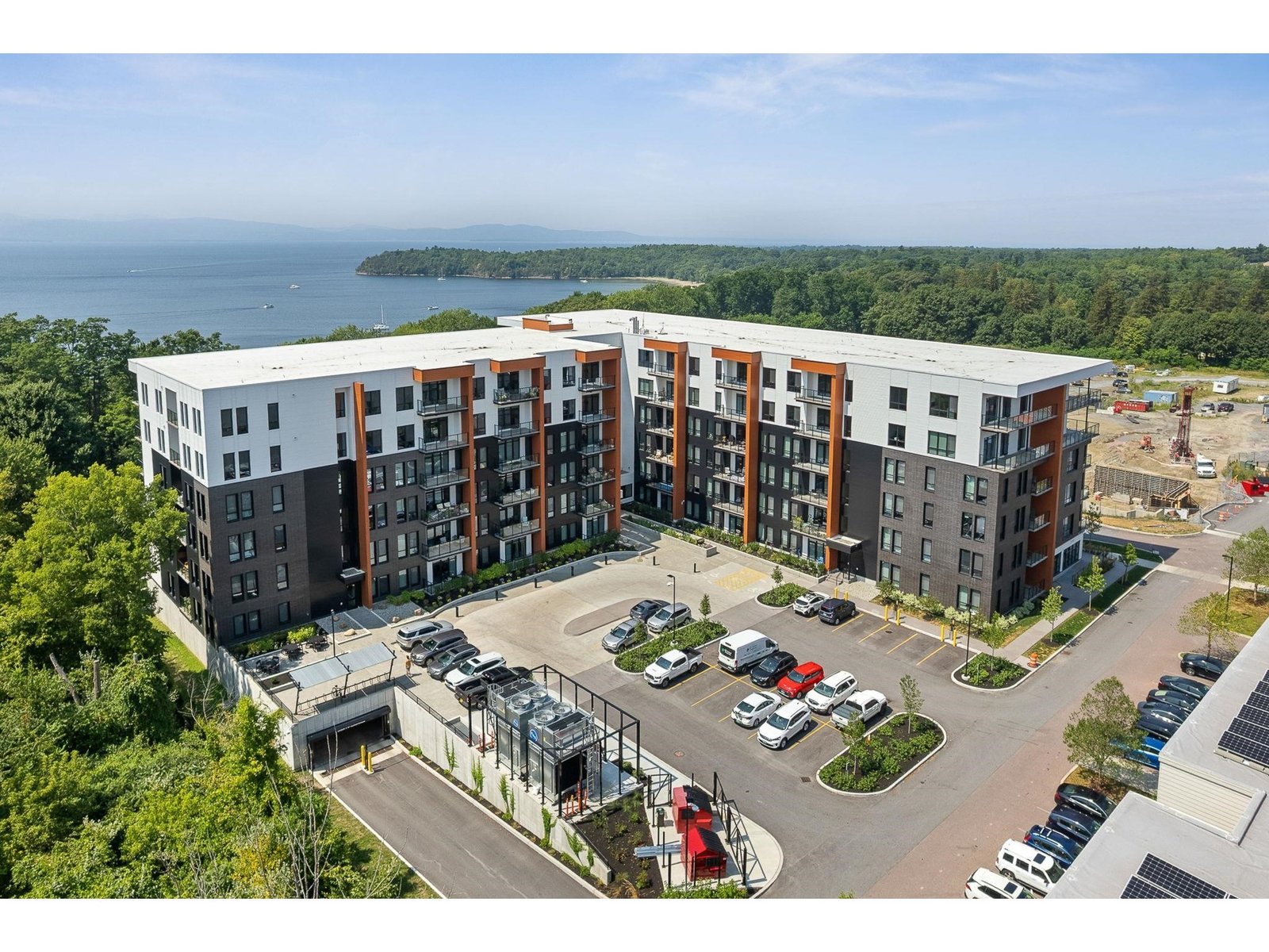 125 Cambrian Way, Unit 620