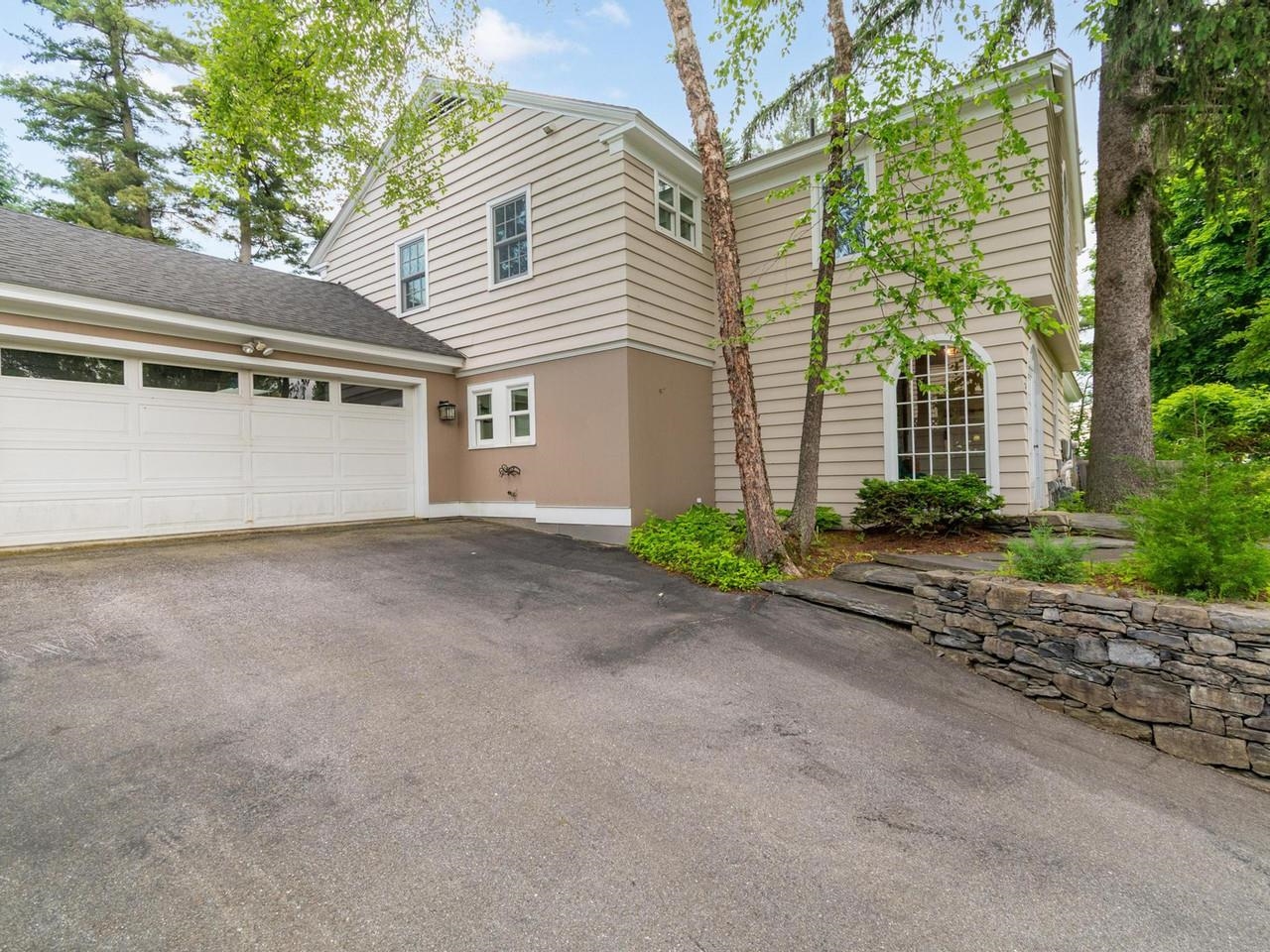 2-car garage