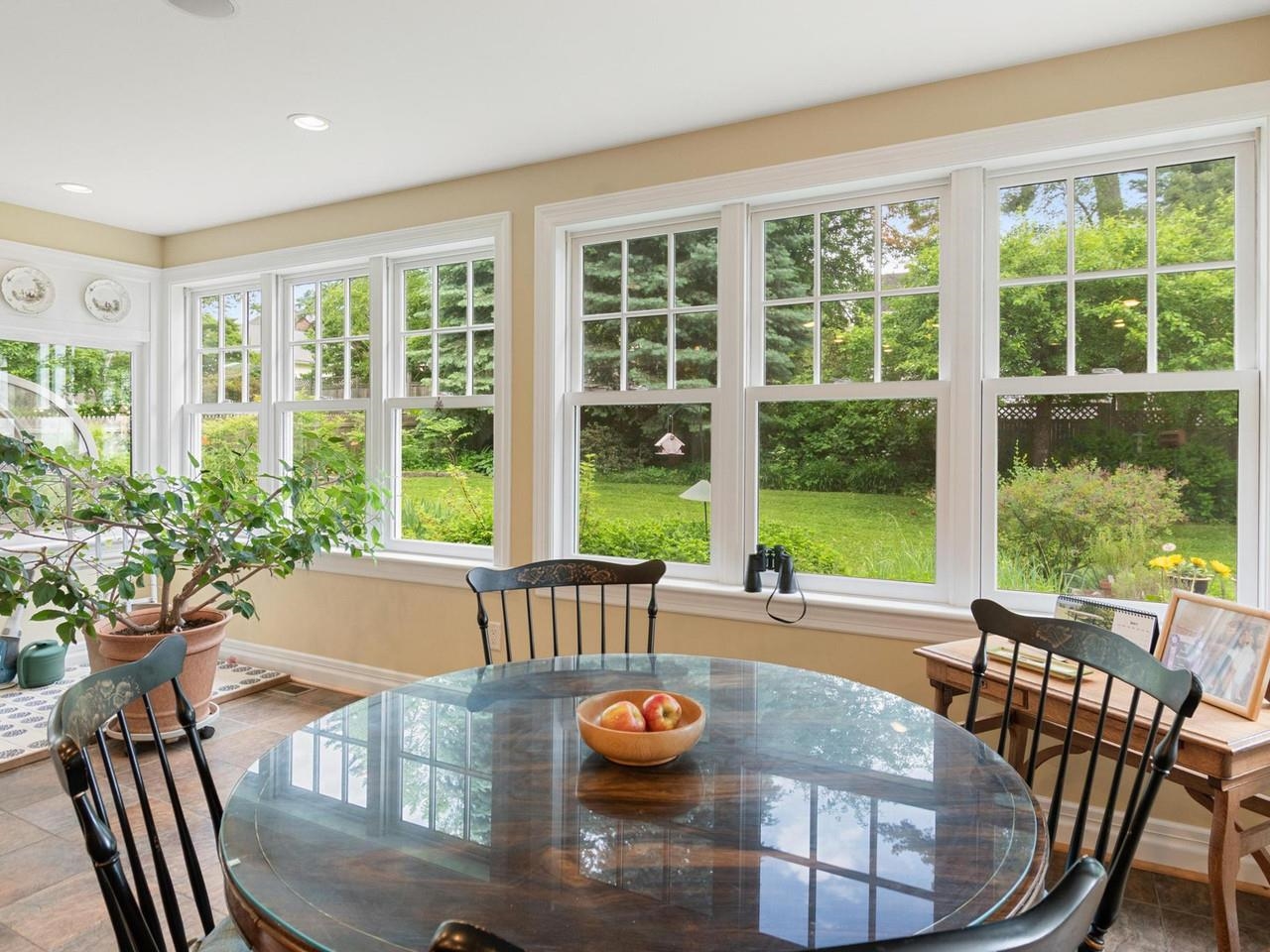 Breakfast nook