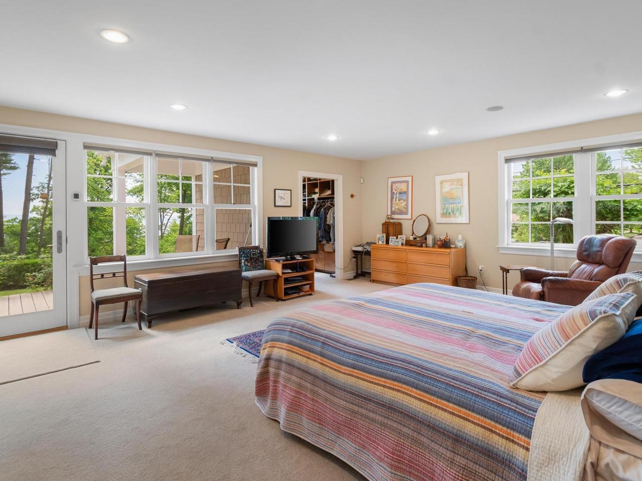 First floor primary suite